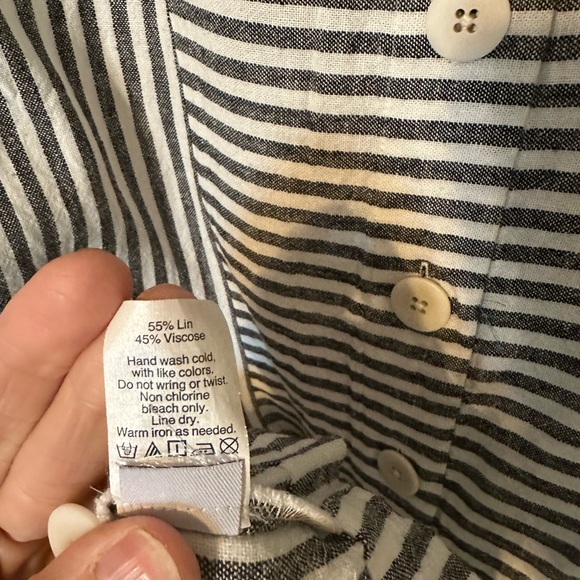 Madewell button back linen dress with pockets, size XS - Picture 6 of 7